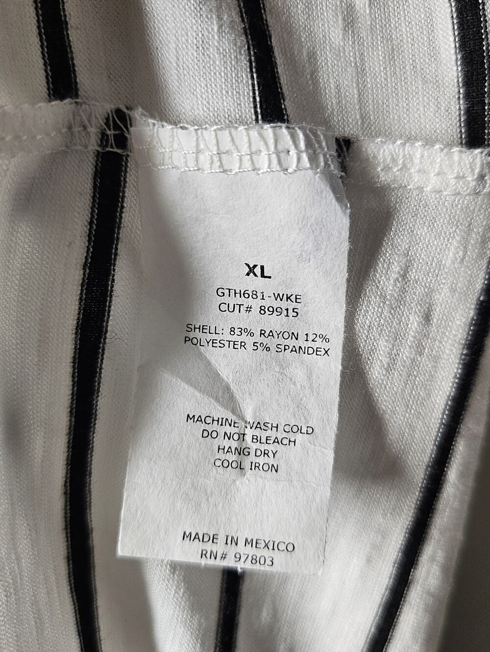 Green Envelope XL Striped V Neck Tee White Black Short Sleeve Soft Stretch Top - Picture 7 of 10